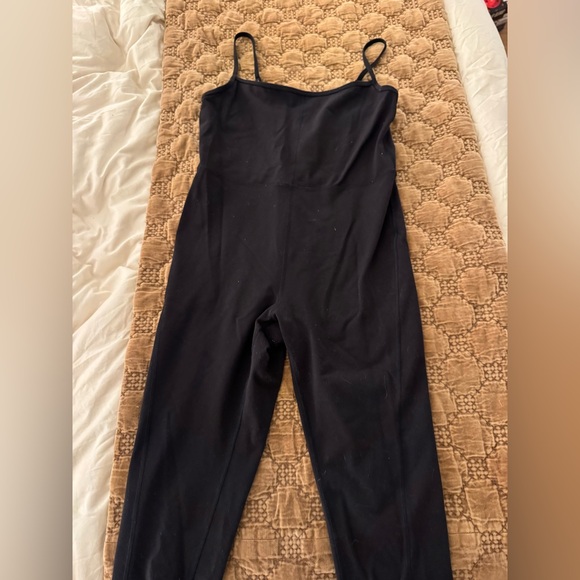 Black Wilfred Free Jumpsuit by Aritzia 🖤 - Picture 4 of 5